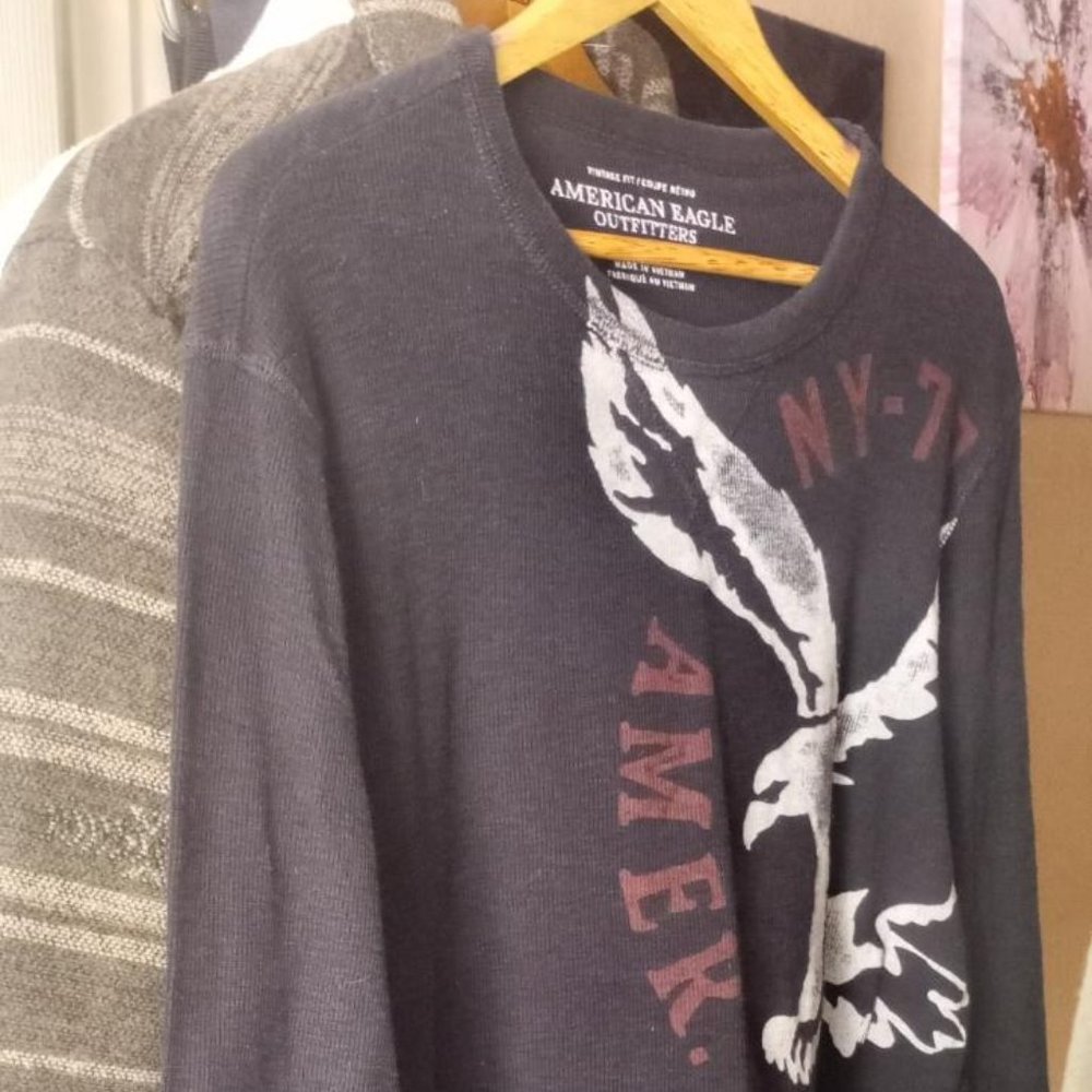 American Eagle Vintage Retro Black Large Shirt